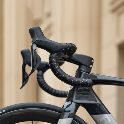 Owijka na kierownicę rowerową z pianki EVA wzór Power - biała