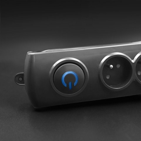 Listwa antyprzepięciowa 4 gniazda 2,5m Qoltec