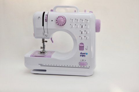 Maszyna do szycia mini Łucznik