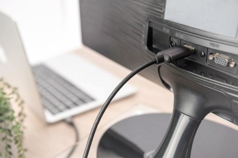 Kabel adapter HDMI 4K 30Hz na USB Typ C 3.1 metalowa obudowa HQ czarny 1.8m Digitus