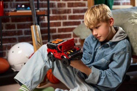 LEGO Technic 42213 - SUV Ford Bronco