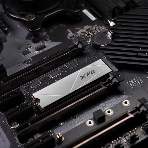 ADATA DYSK SSD GAMMIX S60 2TB PCIe Gen4 M.2