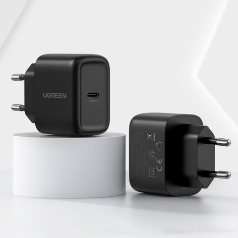 Ładowarka sieciowa do telefonu USB-C 25W PD + kabel USB-C 2m czarny UGREEN