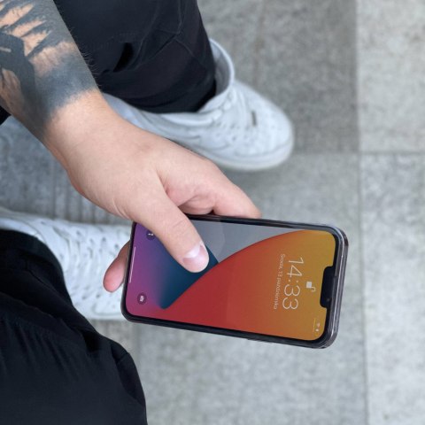 Szkło hartowane do iPhone 14 Plus / 13 Pro Max na cały ekran z ramką Case Friendly - czarny