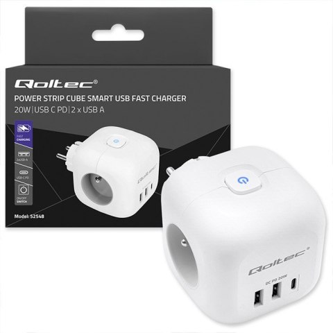 Kostka zasilająca przedłużacz 6w1 z podświetlanym włącznikiem | 3x AC | 2x USB | 1x USB-C PD 20W | biała Qoltec