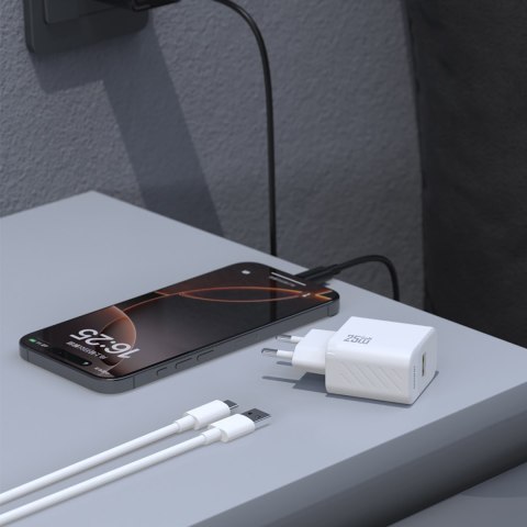 Ładowarka sieciowa USB-A z kablem USB-A - USB-C GaN 25W - biała DUDAO