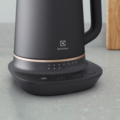 Czajnik bezprzewodowy Explore 7 E7K1-6BP Electrolux