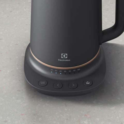 Czajnik bezprzewodowy Explore 7 E7K1-6BP Electrolux